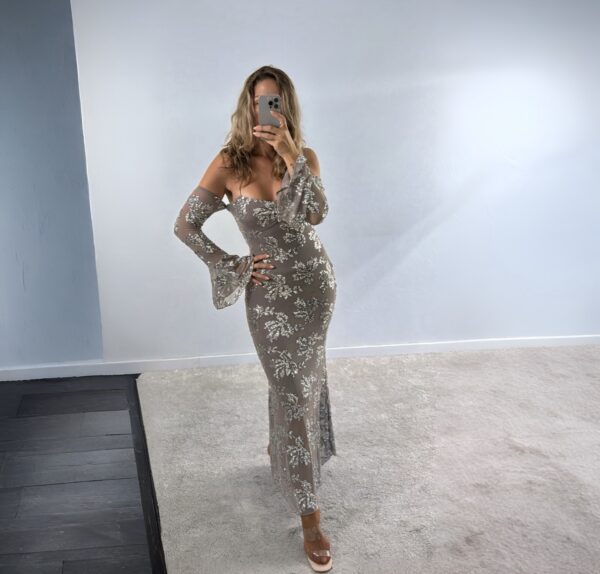 Vestido esmeralda taupe