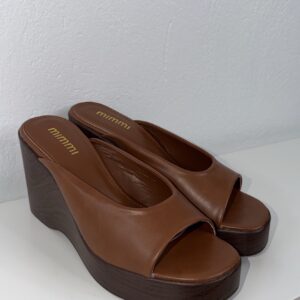 Cuñas Leticia cuero